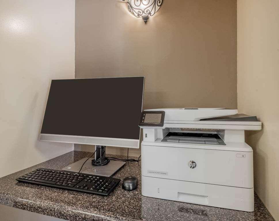 Sonesta Simply Suites Boston برينتري المرافق الصورة